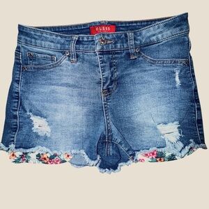 GUESS Blue denim sz 25 frayed hem shorts bright floral accent pockets destroyed